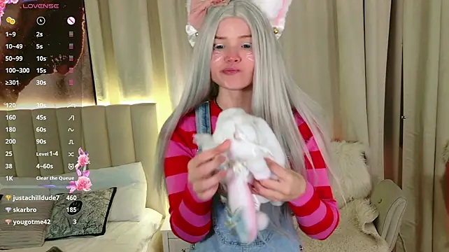دردشة ChloeWells الجنسية المباشرة