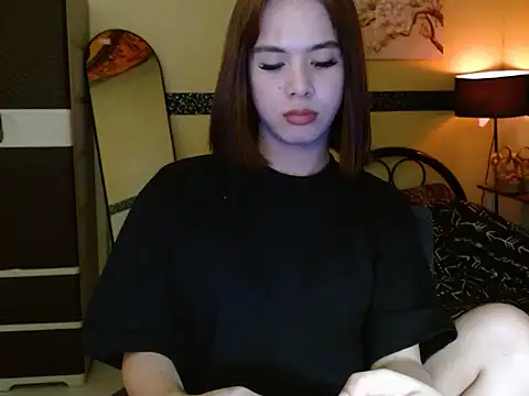 SweetTs4u's Webcam Show