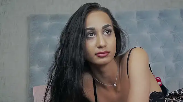 دردشة LexxyBloom الجنسية المباشرة