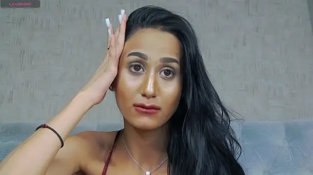 LexxyBloom Chat XXX in diretta