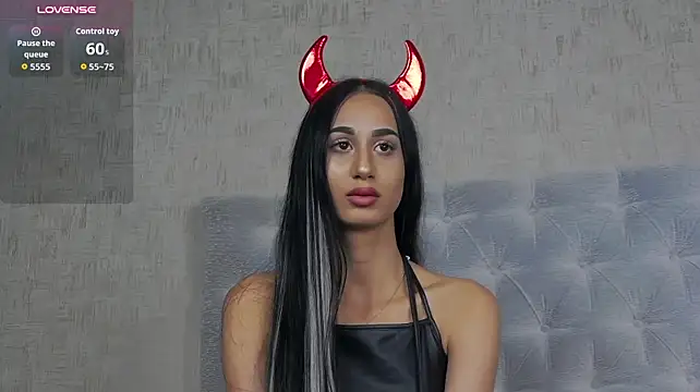 LexxyBloom's Live XXX Chat