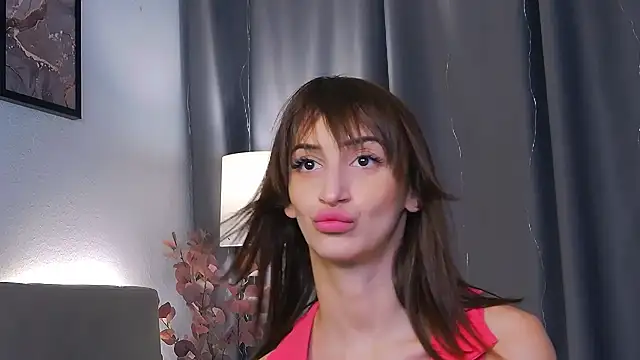 SofiaHill Chat XXX in diretta