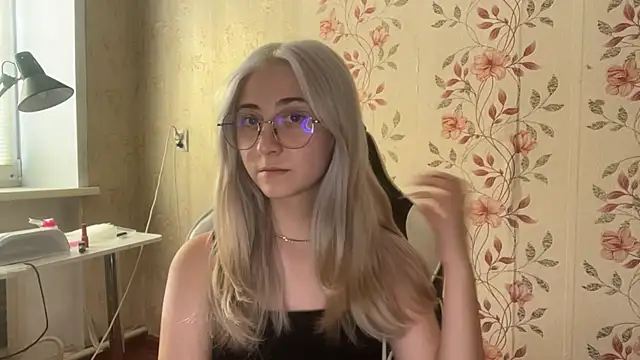 Webkamerová show WhitePowerGirl