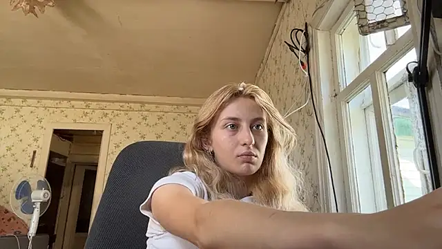 LisaBam – Kamerová šou