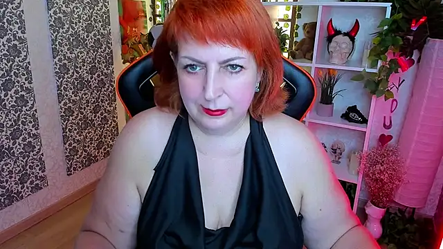 Show modela Joana_Woods na web-kameri