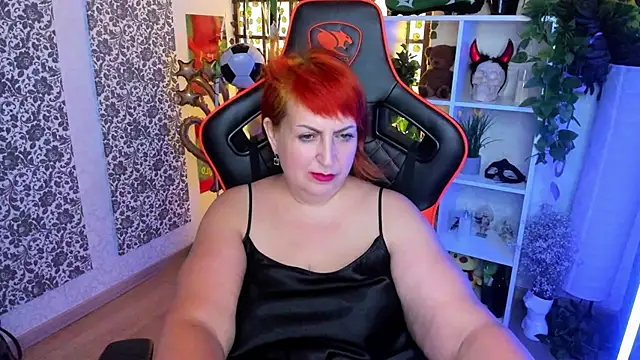 Chat +18 de Joana_Woods ao vivo
