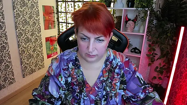 Chat +18 de Joana_Woods ao vivo