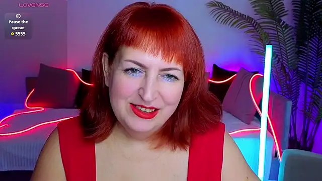 Show modela Joana_Woods na web-kameri