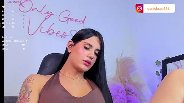 MiaDaniella__ Webcam Show