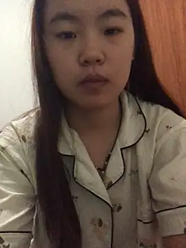 qingti520-18girl 在線直播表演