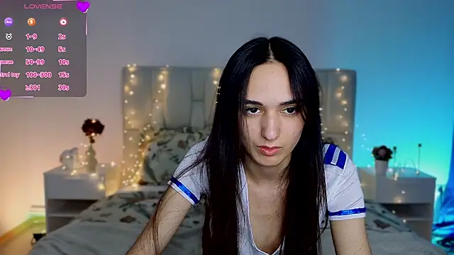 Show modela Kitty_mi1a na web-kameri