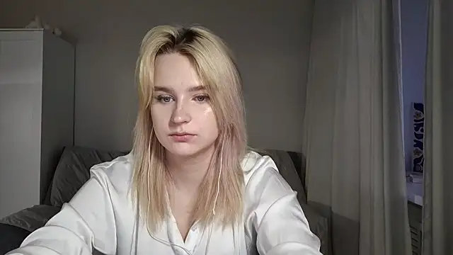 BloomMoon's Live XXX Chat