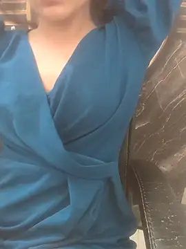 sushmita0 Webcam show