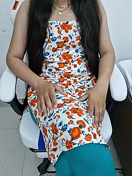 gurpreet_0 Adlı Modelin Canlı XXX Sohbeti