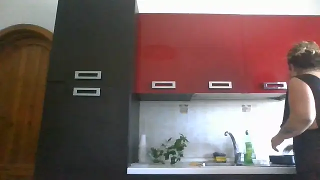 MissEva10 Show in webcam