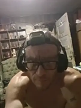 הופעת וובקאם של GentlingTuner