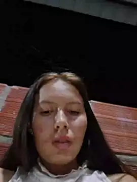 Khelmi Live Chatraum