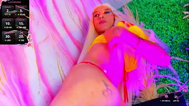 Вебкам-шоу valeria_torresss