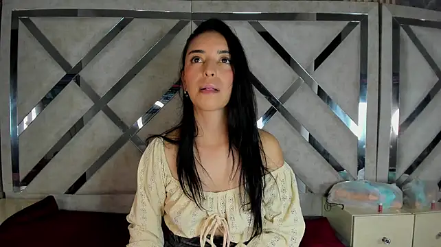 Chatroom XXX en direct de Violeta_Harlow