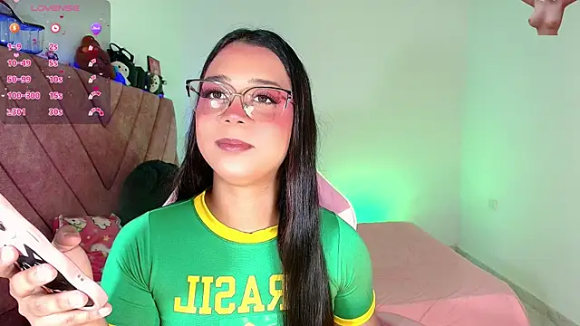 zafira_lux_'s Webcam Show