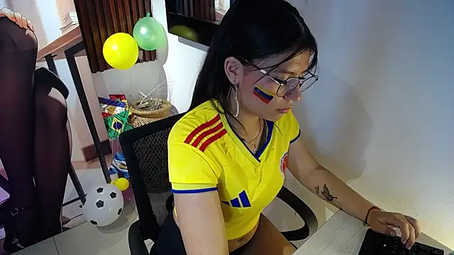 Chantal_Evans7_ XXX чат на живо