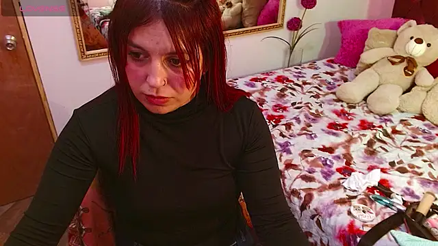 Megan__02 Show in webcam