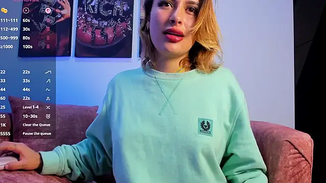 DailynRose Adlı Modelin Canlı XXX Sohbeti