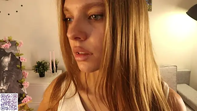 Kelly_Clarks' Live XXX Chat