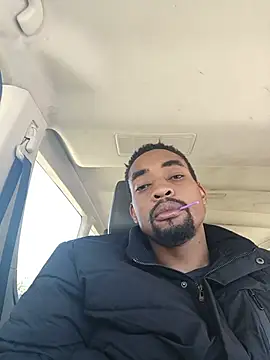 mlakabiggy Show in webcam