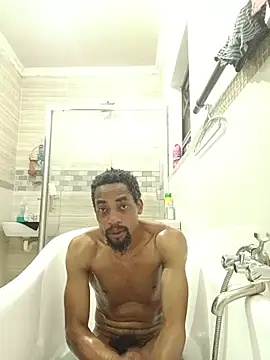 mlakabiggy Show in webcam