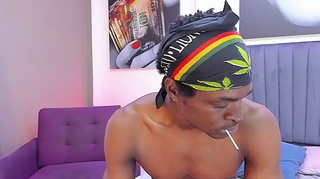 derek_raser Show in webcam