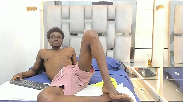 derek_raser Pertunjukan Webcam