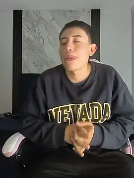 Thiagoo_Vega webkamerás műsora