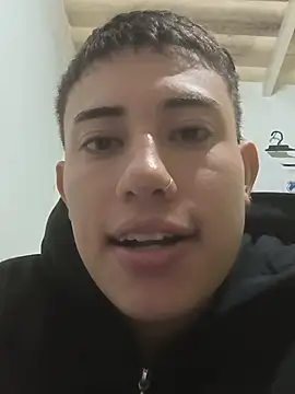 Thiagoo_Vegaのウェブカメラショー