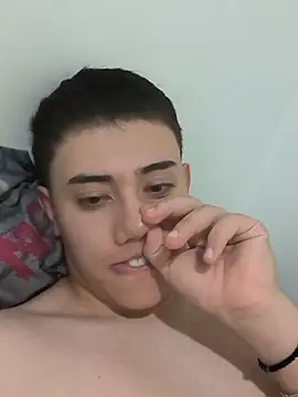 Thiagoo_Vega's Webcam Show
