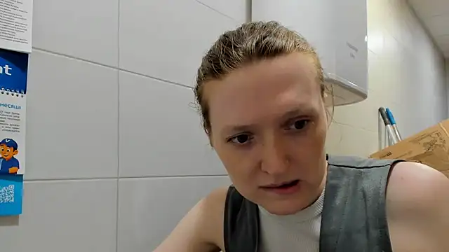 Holistic_woman live XXX chat