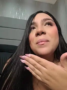 Salo_Angel__ élő XXX-chatje