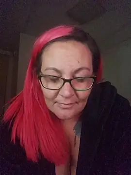 Show de TattedLove4 na webcam