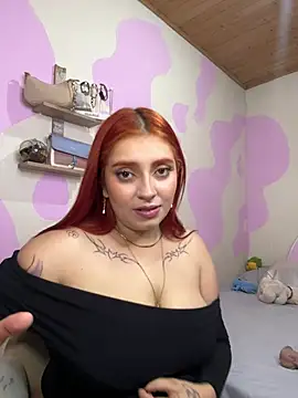 Show modela Megannx na web-kameri