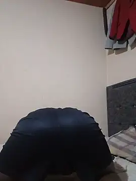 Mr_earn_this' Webcam Show
