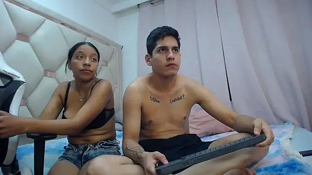 luxury_group Show in webcam