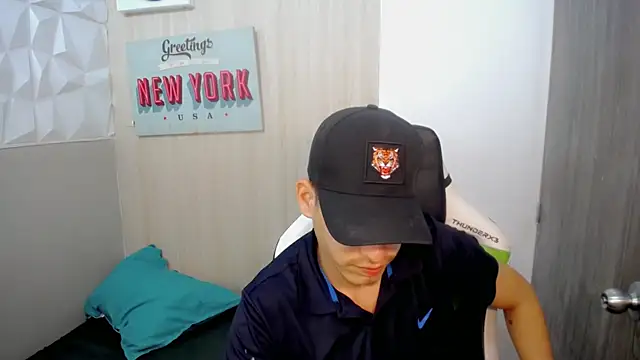 Show modela luxury_group na web-kameri