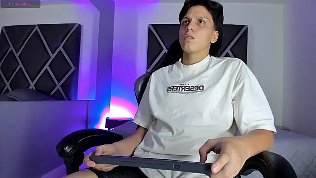 Dante-23 Webcam show