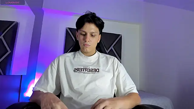 Dante-23 Webcamshow