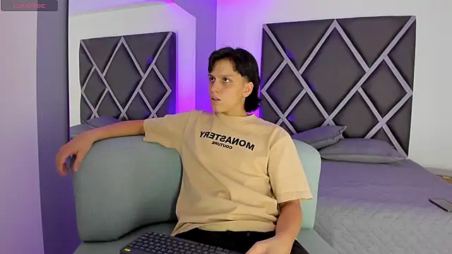Dante-23 Webcam show