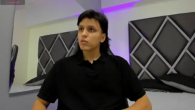 Webkamerová show Dante-23