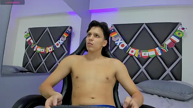 Dante-23 – webcam-show