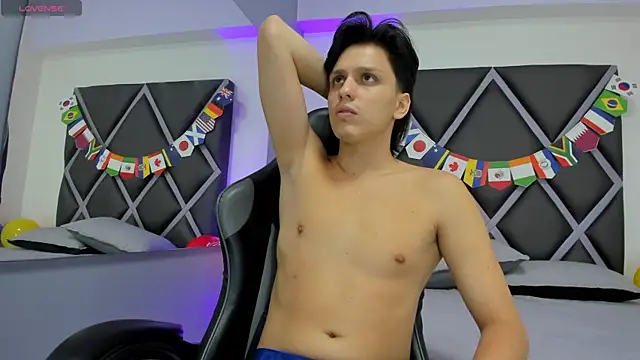 Dante-23 Webcam Show