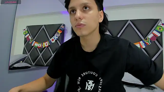 Webkamerová show Dante-23