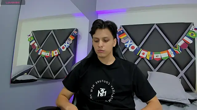 Dante-23 Webcamshow
